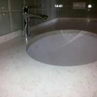 Столешница из кварца для ванной Vicostone BQ8583 Akoya